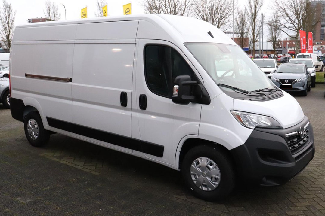 Opel Movano