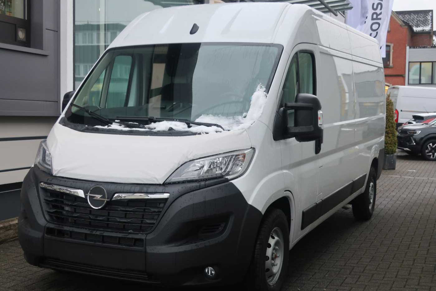 Opel Movano